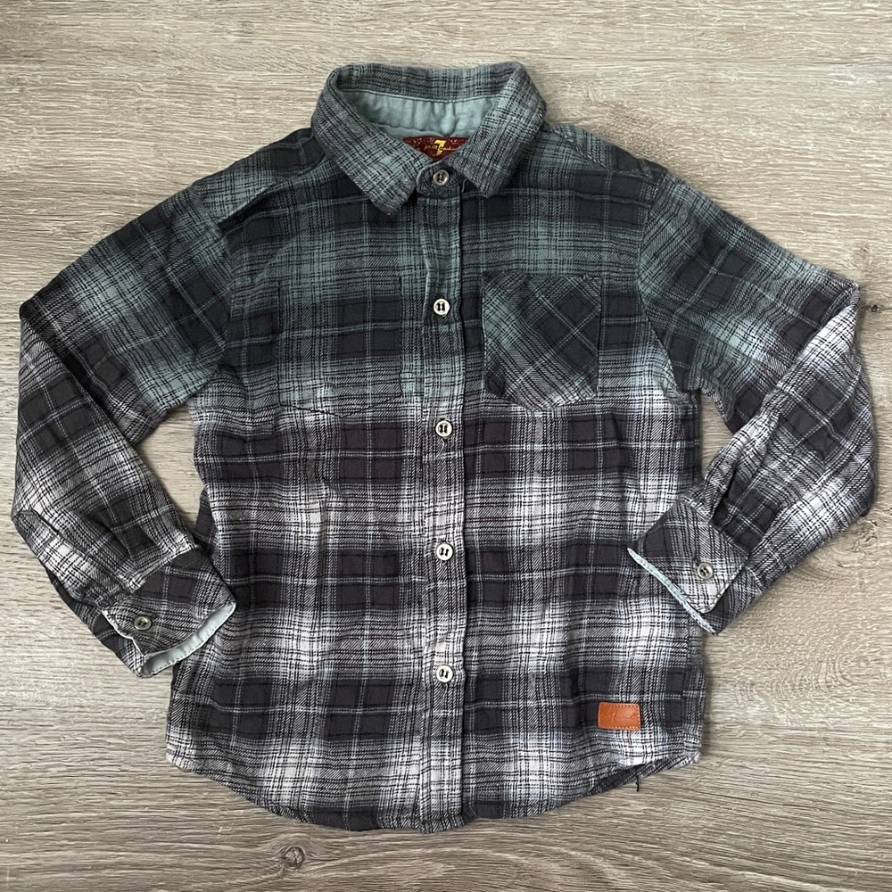 7 FAMK gray ombre flannel size 4T